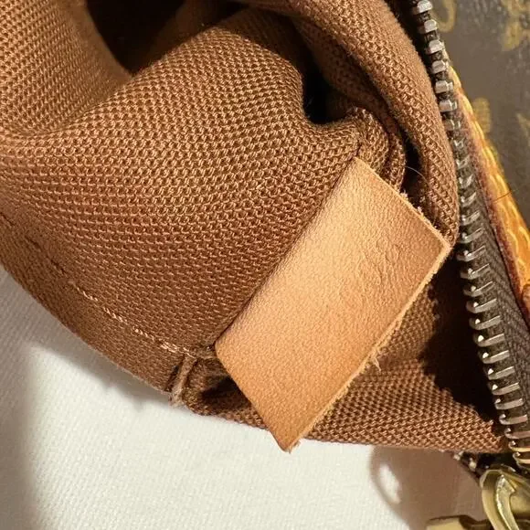 Authentic Louis Vuitton Monogram Odeon PM Crossbody with certificate - Picture 15 of 15